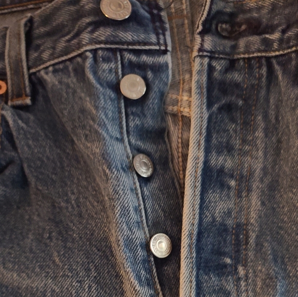 Levis 501 button fly de-stress jeans - Picture 5 of 11